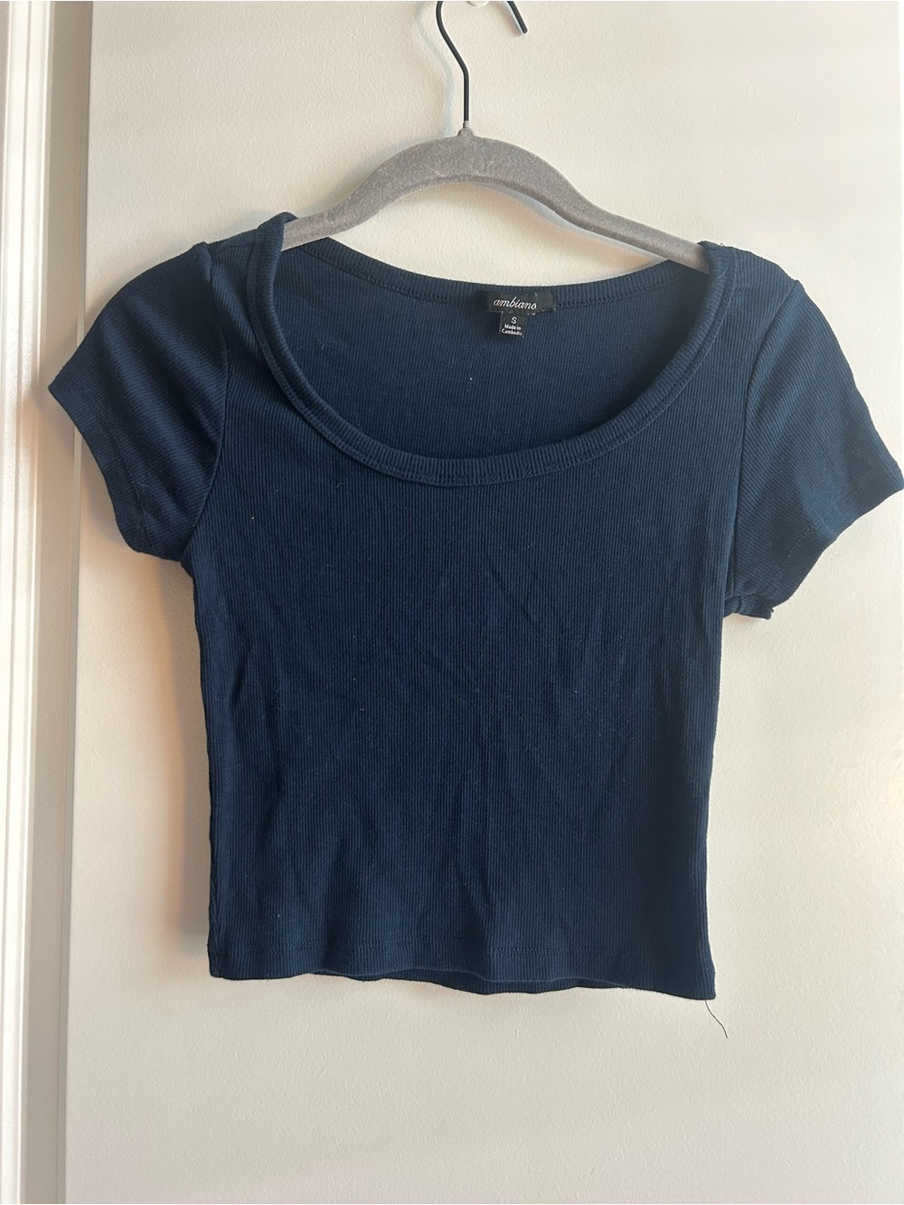 Ambiance Navy Ribbed Scoop Crop Tee